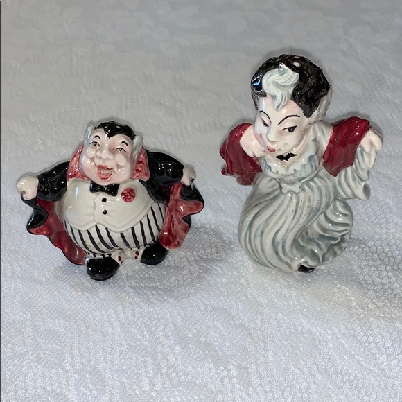 Vampire /& Dracula Salt And Pepper Shaker
